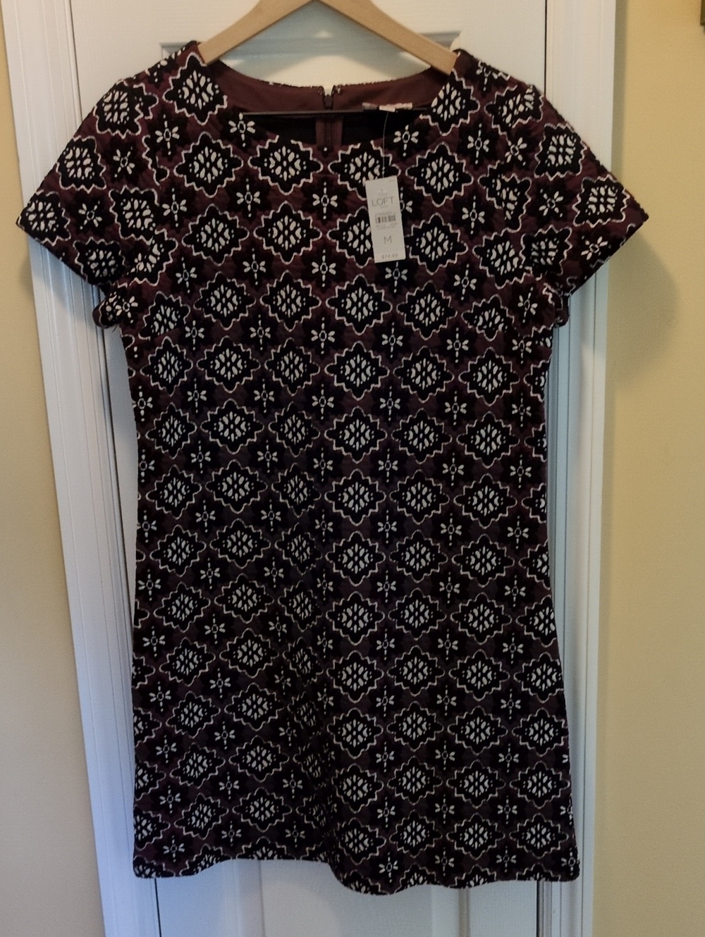 LOFT Women's Short Sleeve Patterned Dress - Burgundy and Black